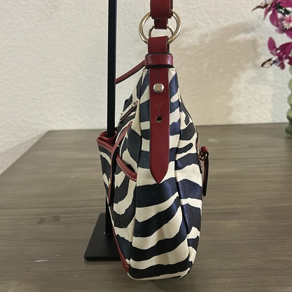 DOONEY & BOURKE 1975 Black/Cream/Red Leather Zebra Hobo Top Zip Shoulder Bag VTG - Picture 4 of 12